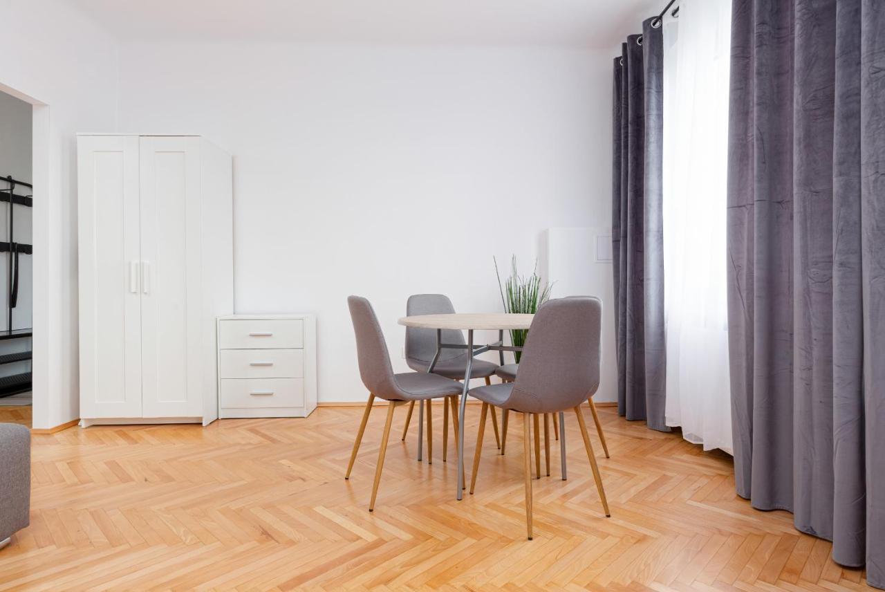 Kamienica Stanislawa Augusta Warszawa By Noclegi Renters Extérieur photo