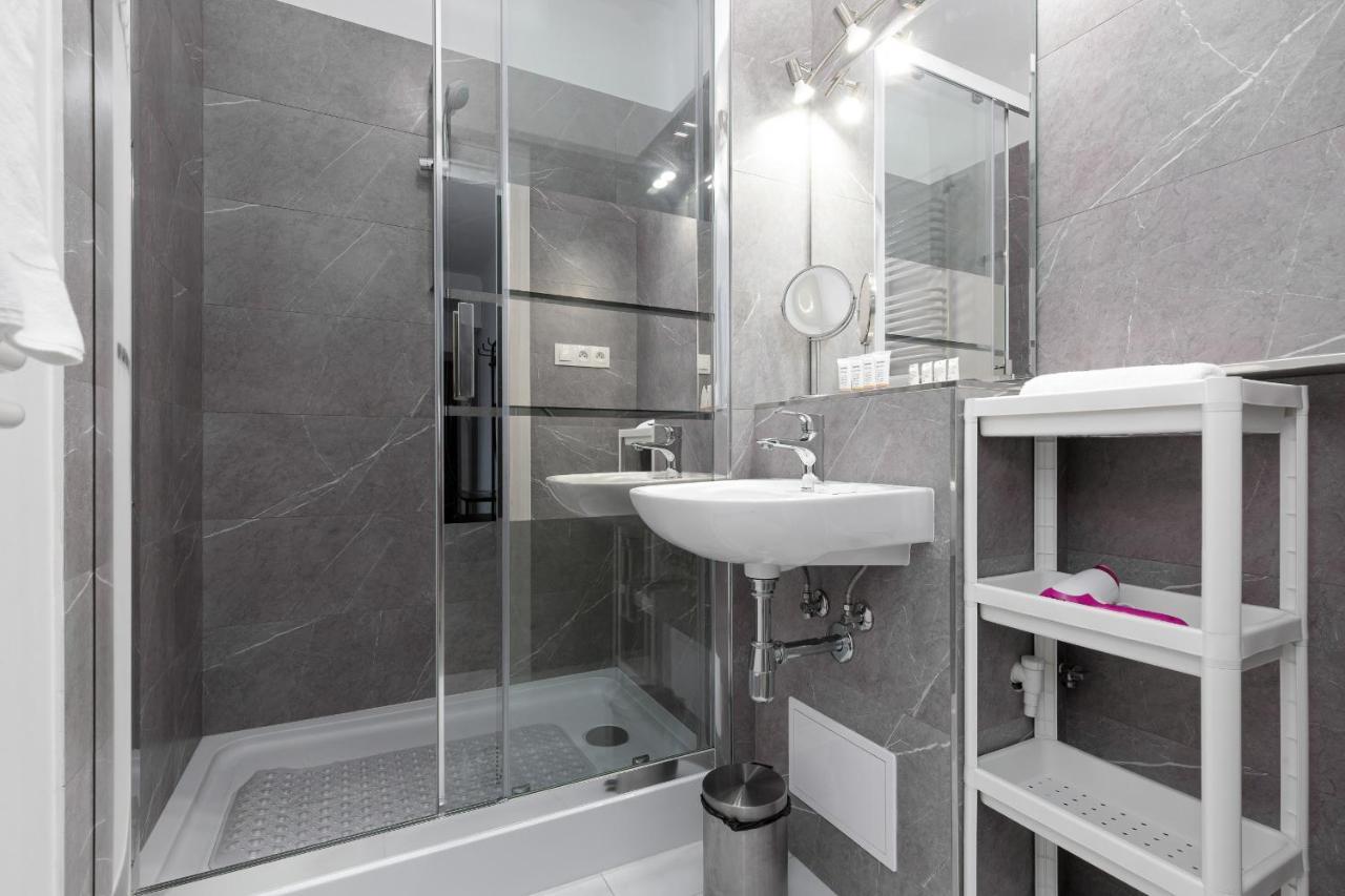Kamienica Stanislawa Augusta Warszawa By Noclegi Renters Extérieur photo